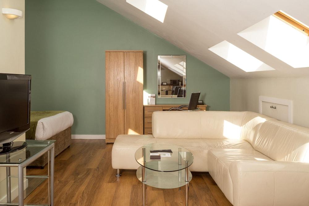 Roomzzz Leeds City West Exterior foto