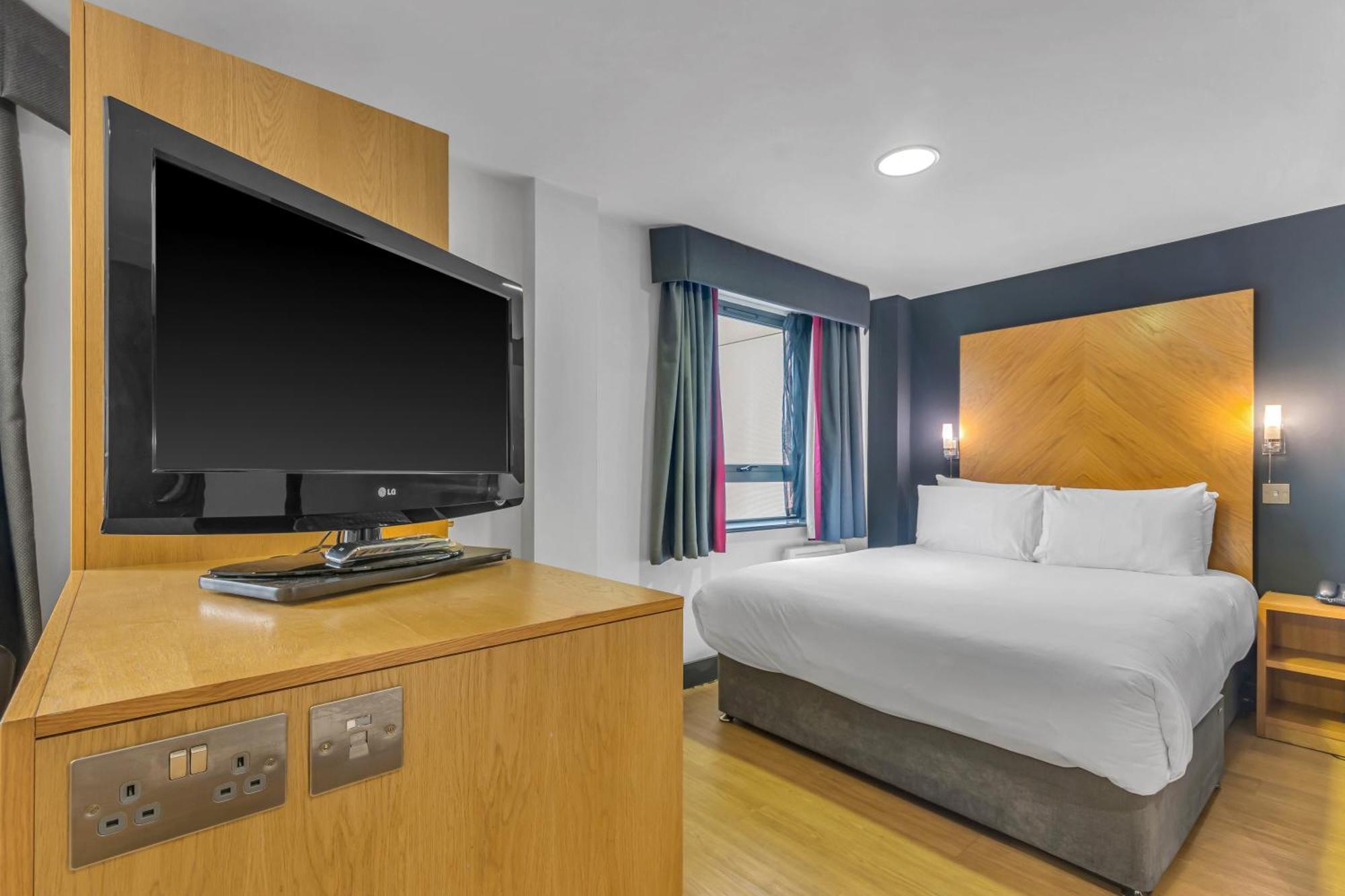 Roomzzz Leeds City West Exterior foto