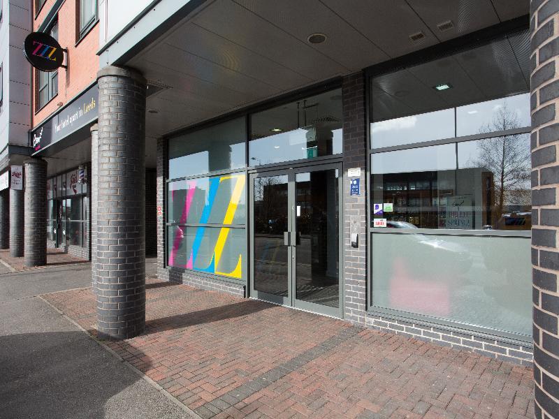 Roomzzz Leeds City West Exterior foto