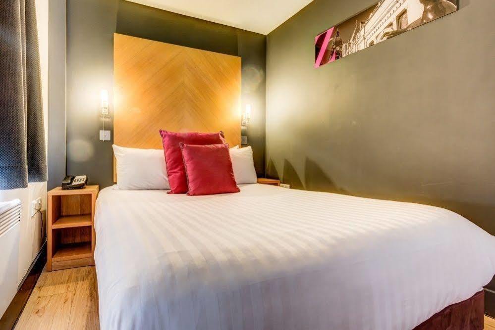 Roomzzz Leeds City West Exterior foto